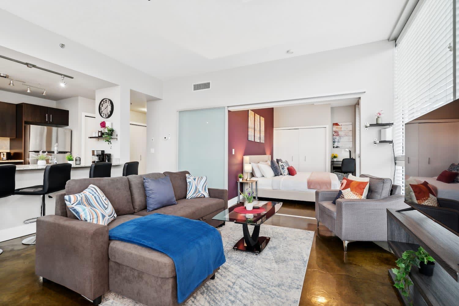 Upscale 2Br Condo - King Bed - Stunning Views YYC Eksteriør billede