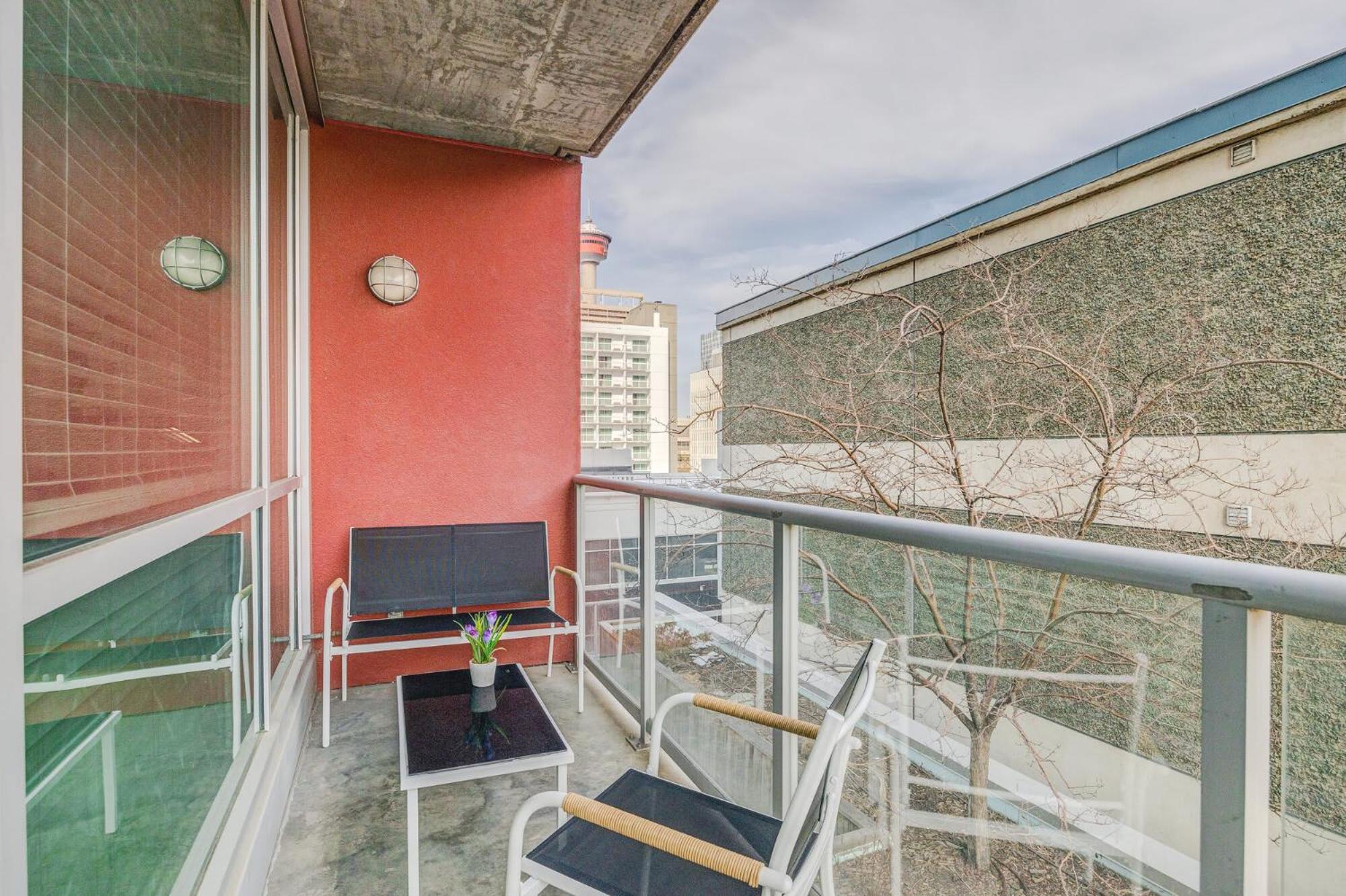 Upscale 2Br Condo - King Bed - Stunning Views YYC Eksteriør billede